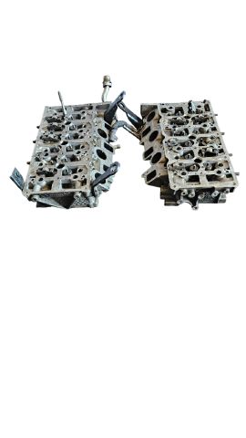 AUDİ A6 3.0 TDİ CRT SİLİNDİR KAPAĞI