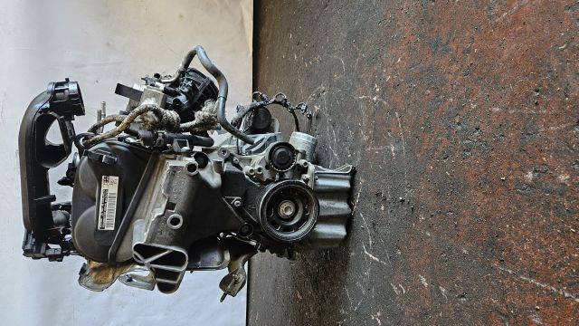 AUDİ Q1 1.0 TSİ DKR MOTOR