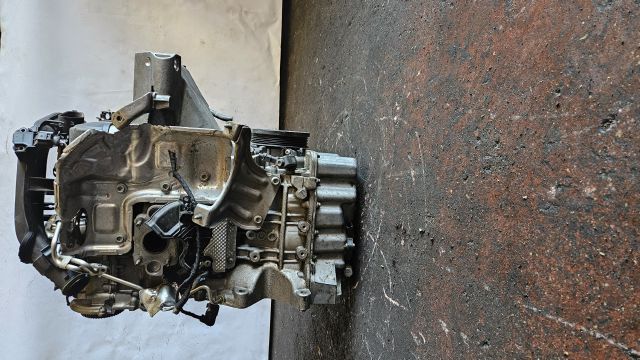 AUDİ Q1 1.0 TSİ DKR MOTOR