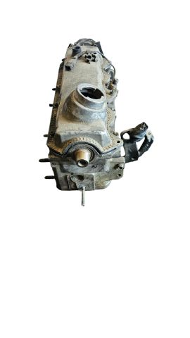 VOLKSWAGEN BORA 1.9 TDİ AGR SİLİNDİR KAPAĞI