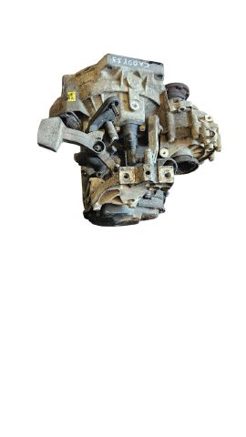 VOLKSWAGEN JETTA 1.9 TDİ 6 İLERİ MANUEL ŞANZIMAN