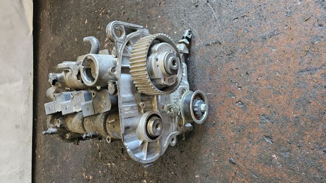 VOLKSWAGEN POLO 1.0 CHY BENZİNLİ SİLİNDİR KAPAĞI